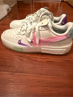 Nike White Athletic Sneakers with Pink & Purple Accents